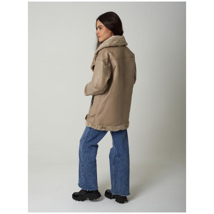 Дубленка женская из эко кожи AIRMATE  - 22-243-Бежевый - Цвет Бежевый - Фото 6